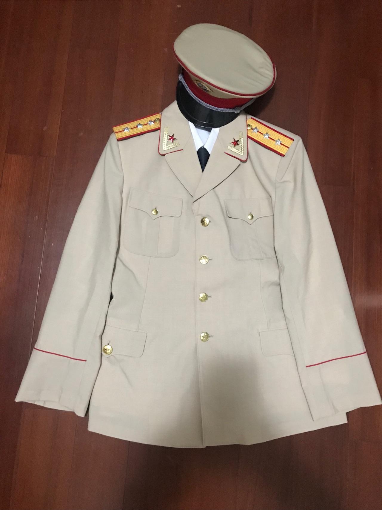 (军装 制服科普向)八七式军官夏季礼服详解(上