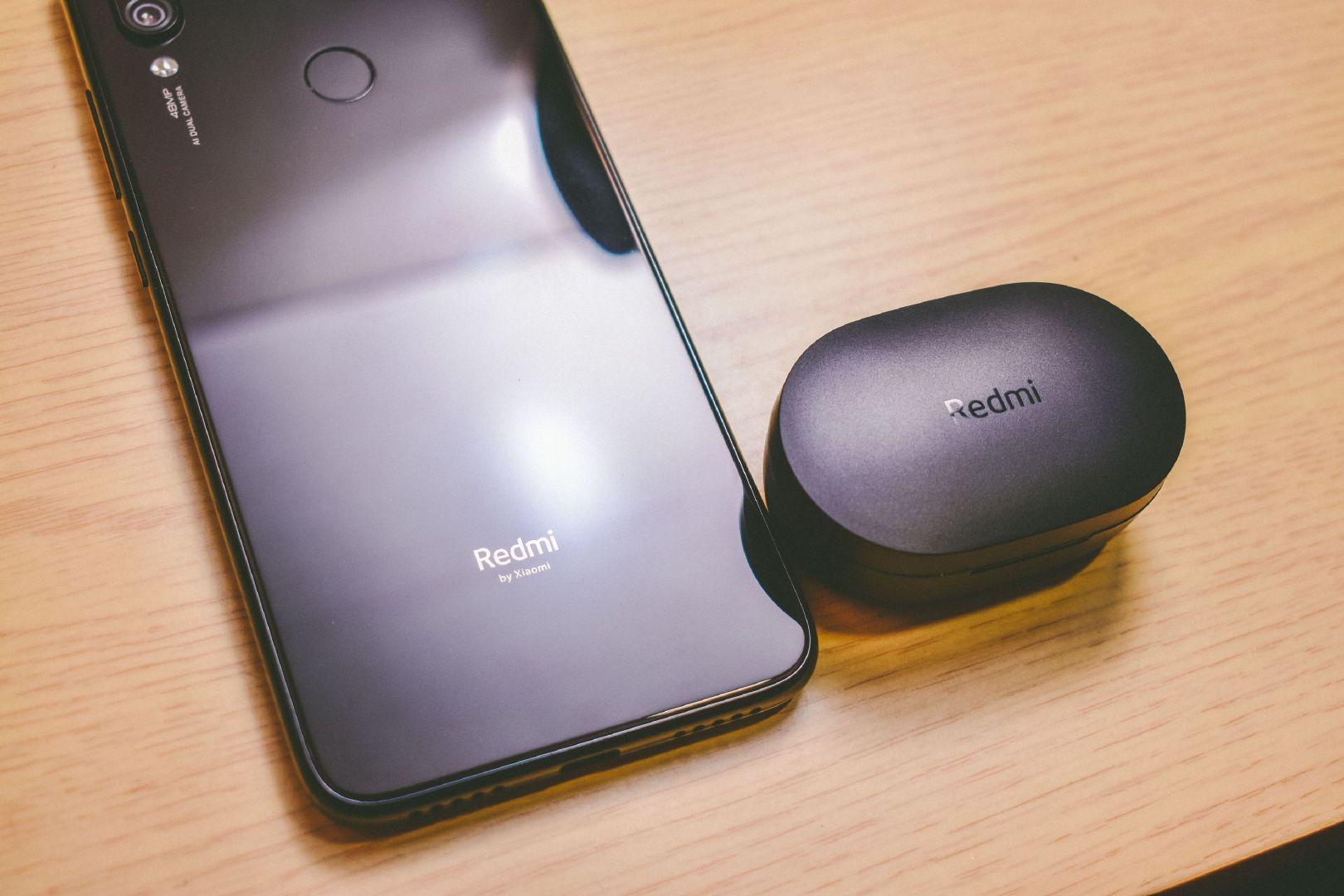 redmiairdots真无线耳机开箱