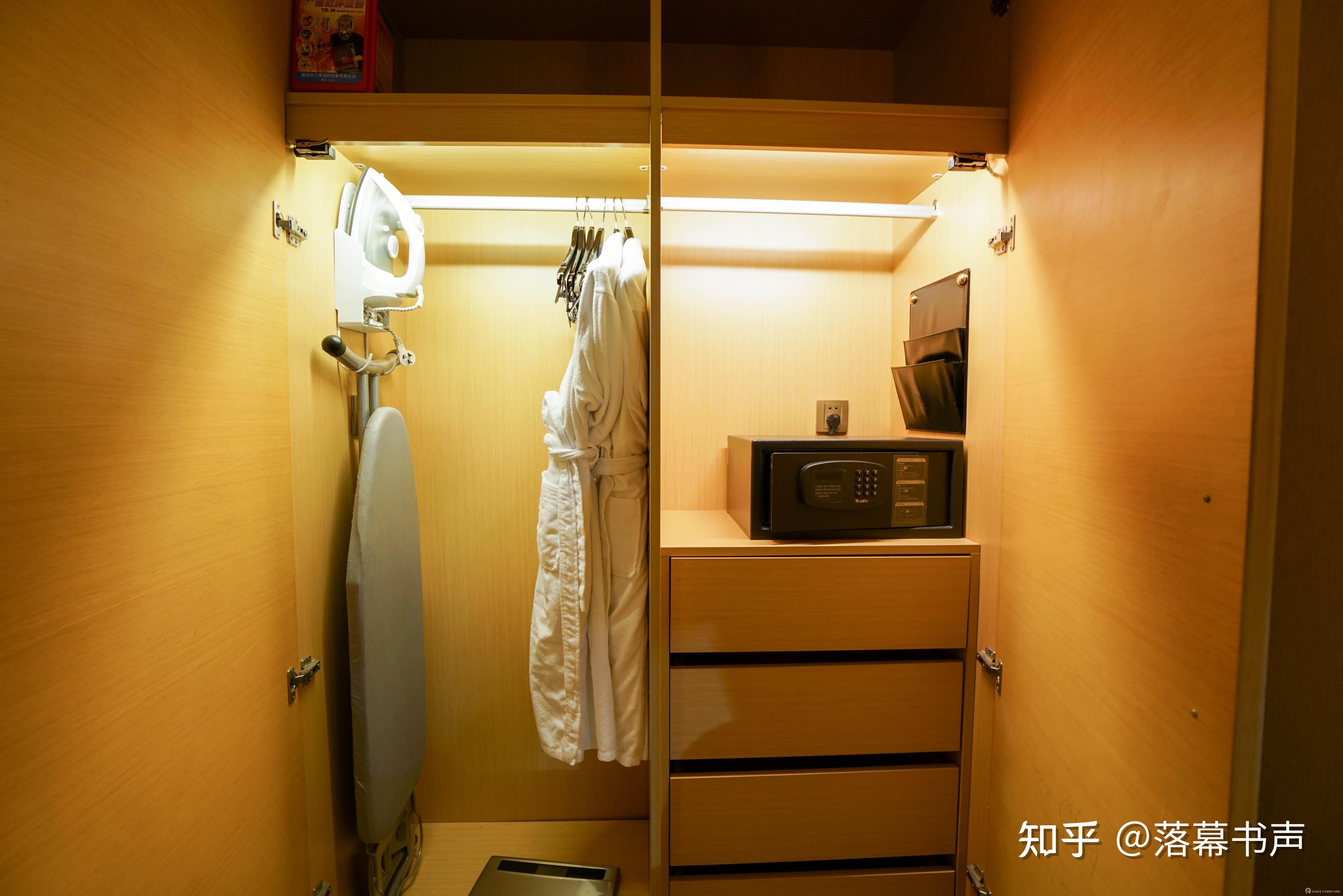 澳格家具酒店家具定制厂家如何选择酒店衣柜材质