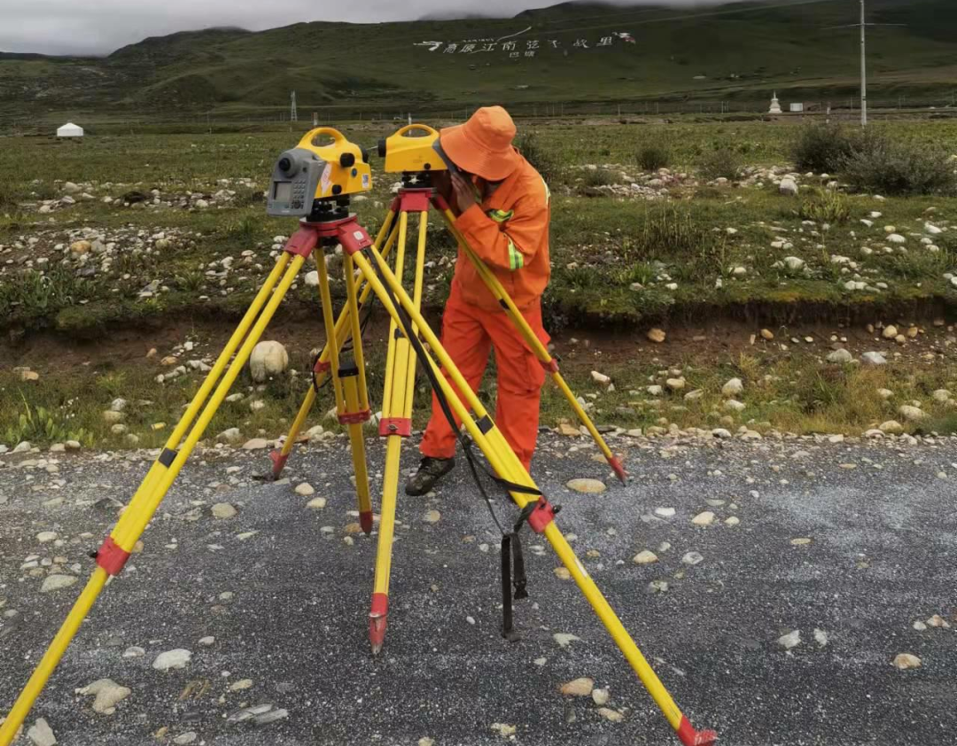 会了水准仪的检查校正,水准测量就没什么能难倒你了! - 知乎