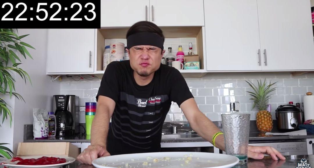 放眼美国,吃得比木下和奔驰小哥多的更是大有人在,比如这位mattstonie