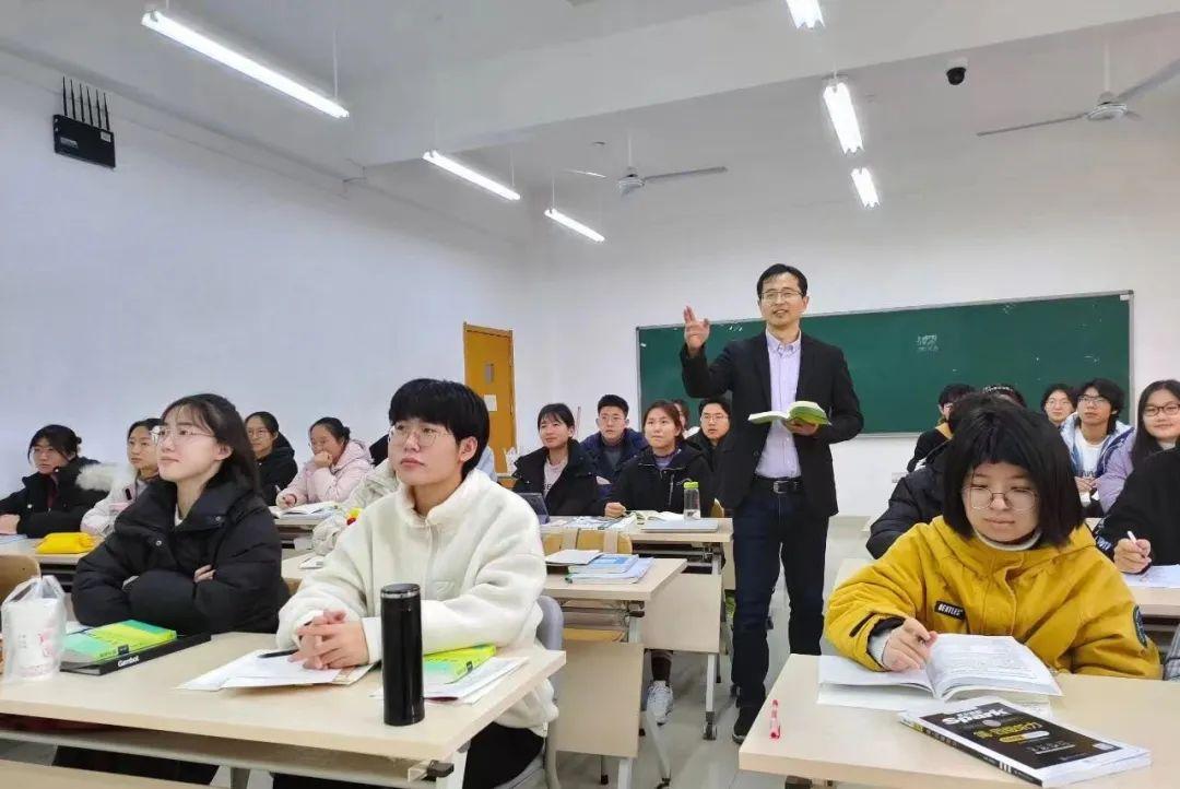专访 | 高数老师宋浩，一堂高数课一亿播放量 - 知乎
