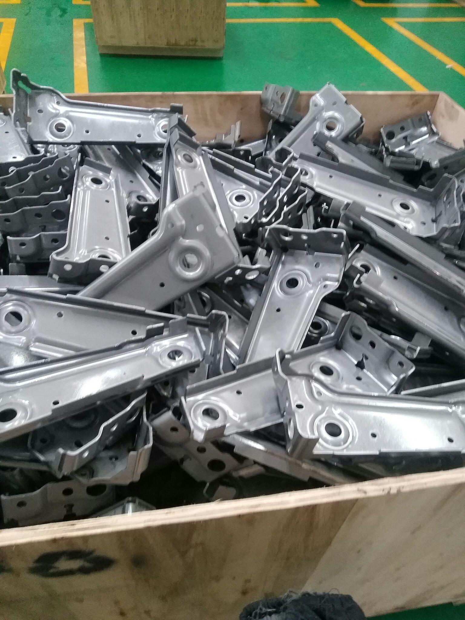 如何翻新汽车板件 v2-6457ef2a340147fc2d5fe742b7dcb6f9_r.jpg