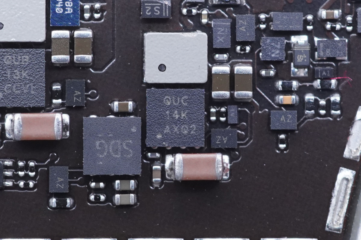 苹果原装magsafe行动电源首发拆解!