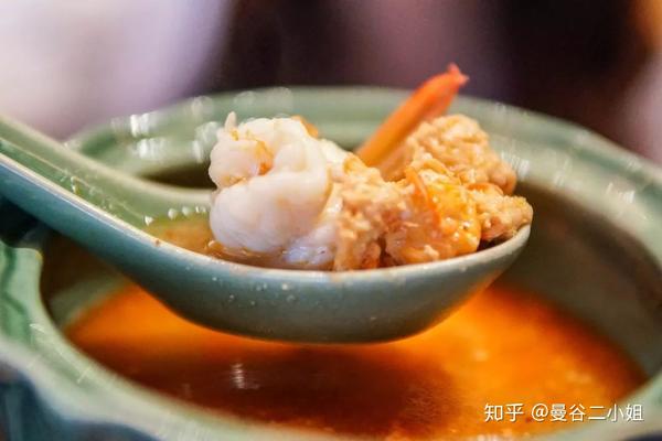 米其林推荐泰国四面佛旁有比建兴还好吃的泰式咖喱蟹