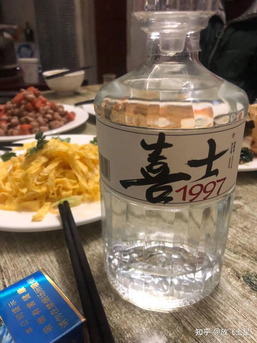 喜士桶装水图片