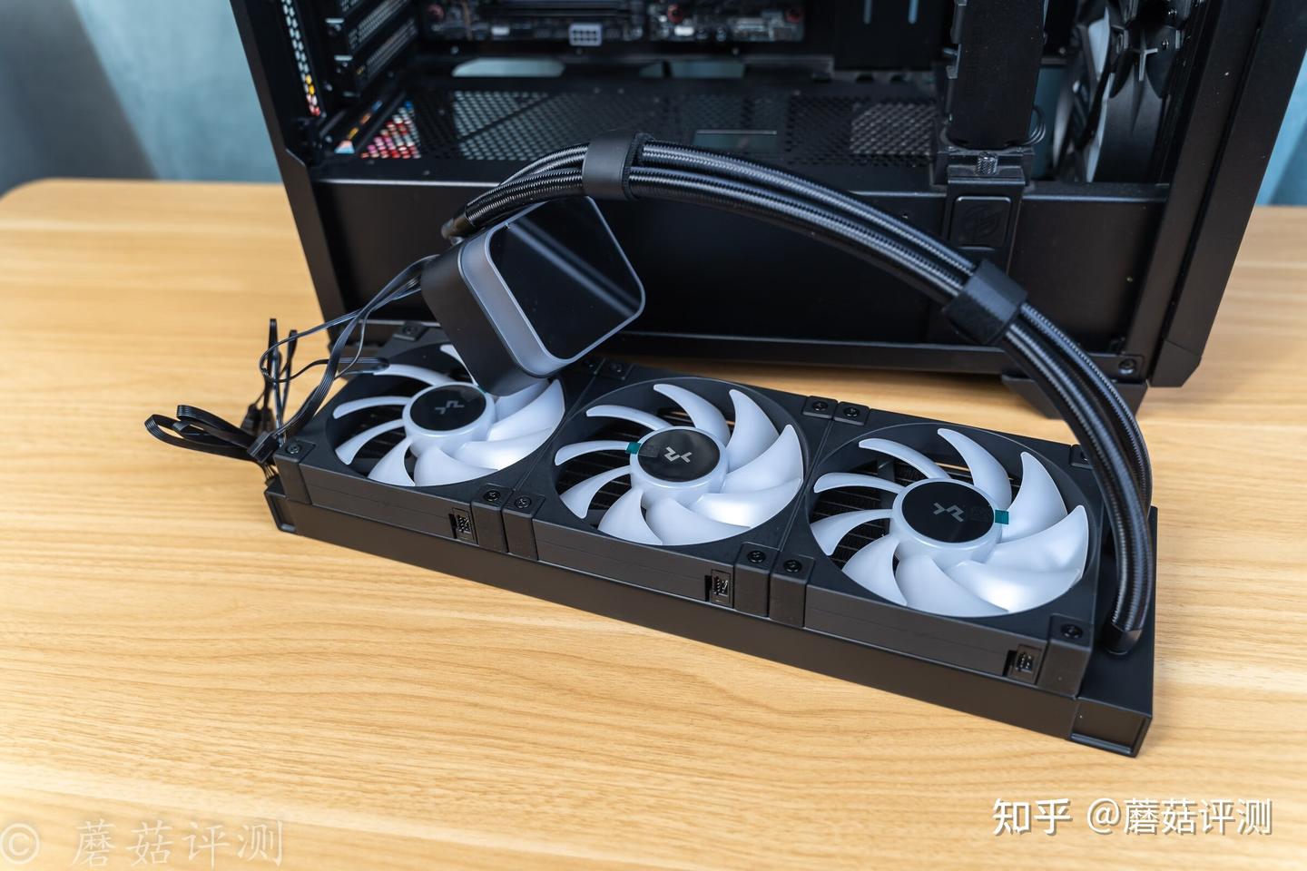 神级刀法,或是最特别的一代80显卡,影驰RTX 5080金属大师黑金版 神级刀法,或是最特别的一代80显卡,影驰RTX 5080金属大师黑金版