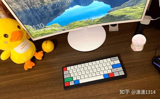 然後,鍵盤可以支持win,mac,linux三個系統一鍵切換,支持qwerty,dvorak