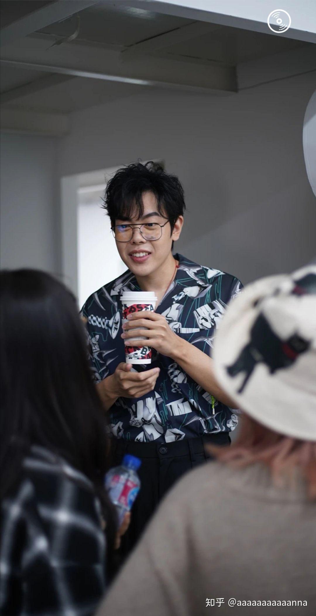 关于逍遥散人的以下几点刺儿们是怎么看的