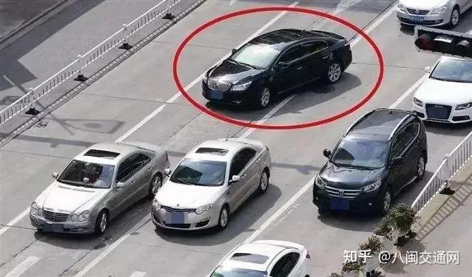 如何安全变道? - 知乎