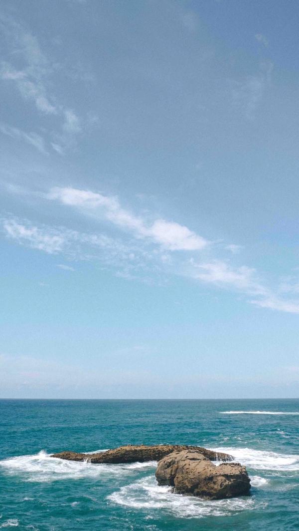 有没有这种意境或风景类似的图片,求,谢谢?