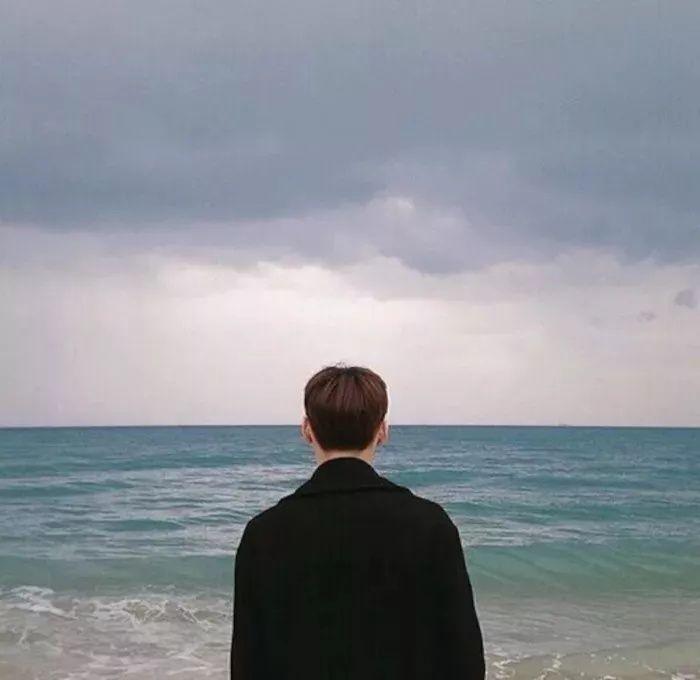 有哪些适合男生用的超级酷的微信头像?