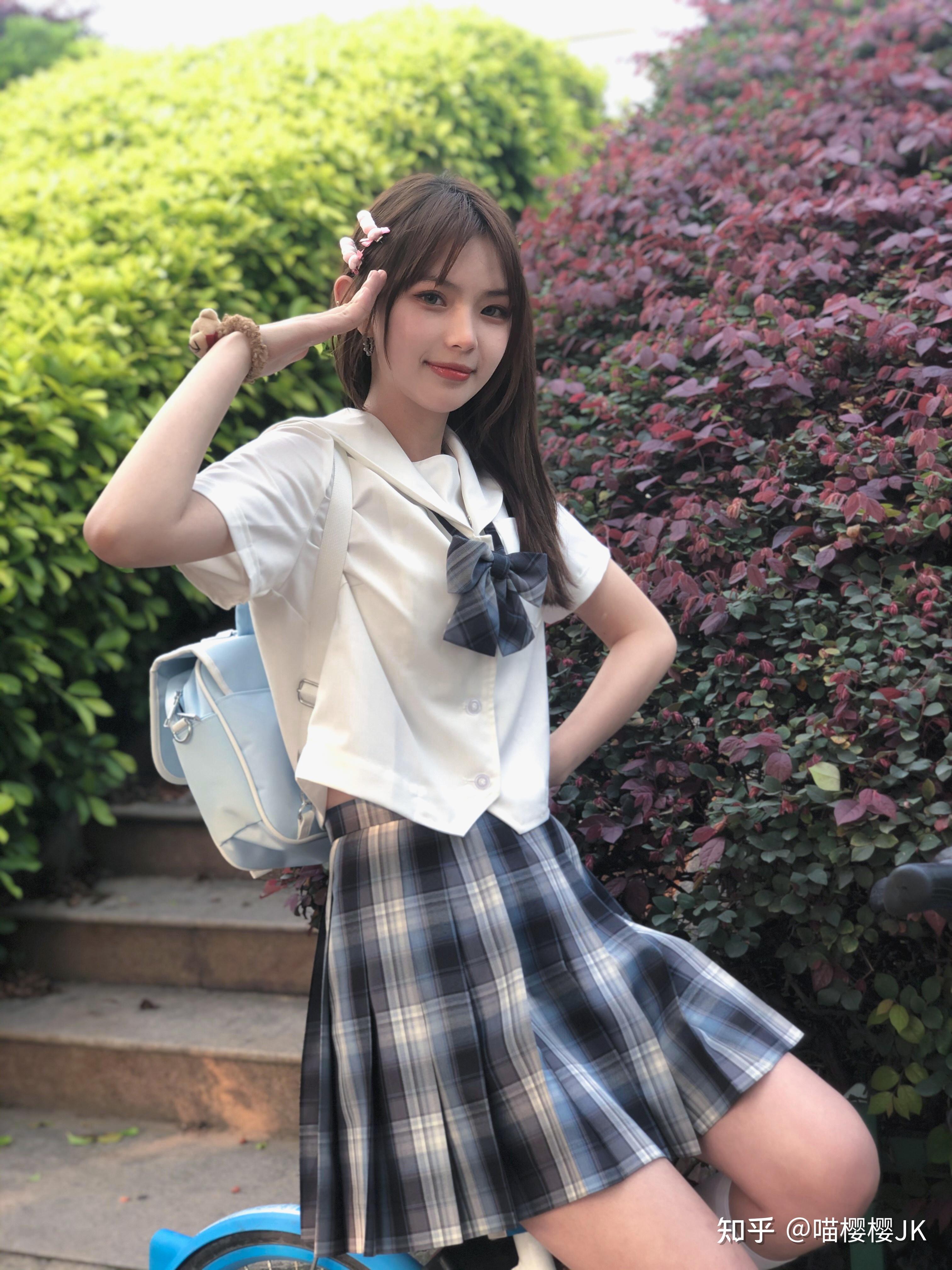 jk日常夏日校供青春感单车拍照