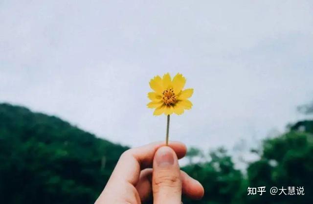 喜欢打听你隐私的人，多半是出于这三种心理，不管是谁都要远离 - 知乎
