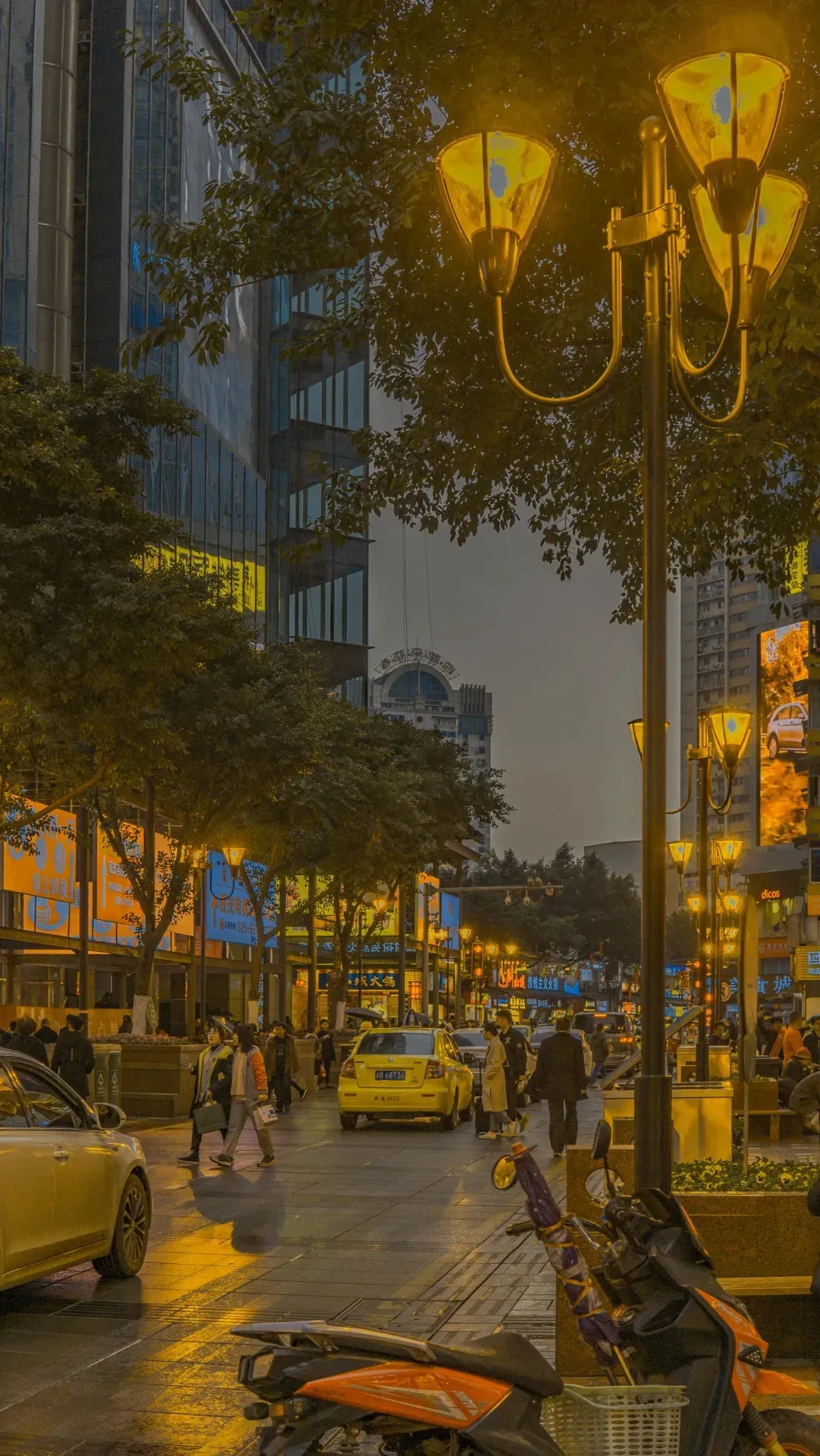 你珍藏了哪些小众高级的壁纸