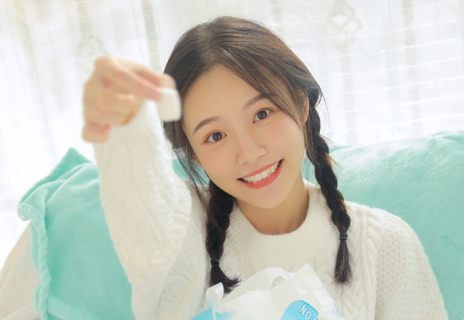 如何给女生发消息开场白 v2-664976aa716f79e9d10f8e5a543d636b_1440w.jpg?source=172ae18b