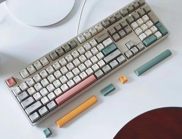 机械键盘茶柚,青柚,红柚,黑柚,都有什么区别?求指教?