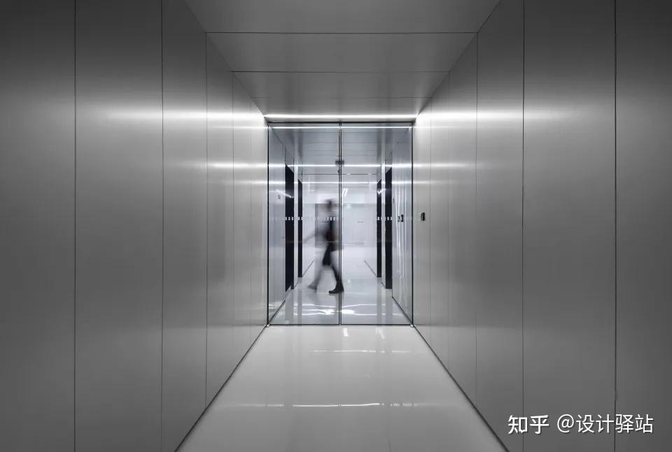 什么是阳极氧化铝?铝板界的“劳斯莱斯” - 知乎
