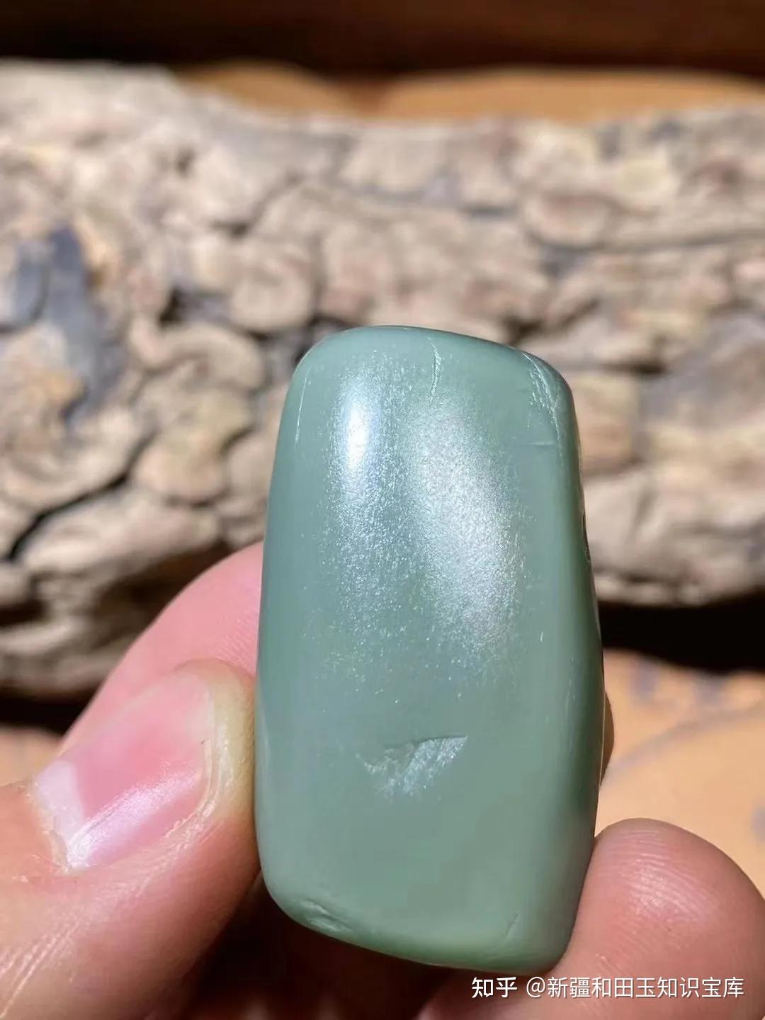 科普一下和田玉籽料里的特色玉种 沙枣青 - 知乎