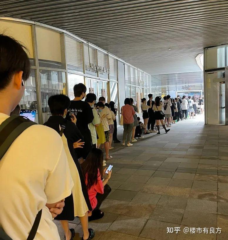 包含301医院黄牛检查加急代挂号黄牛挂号的词条