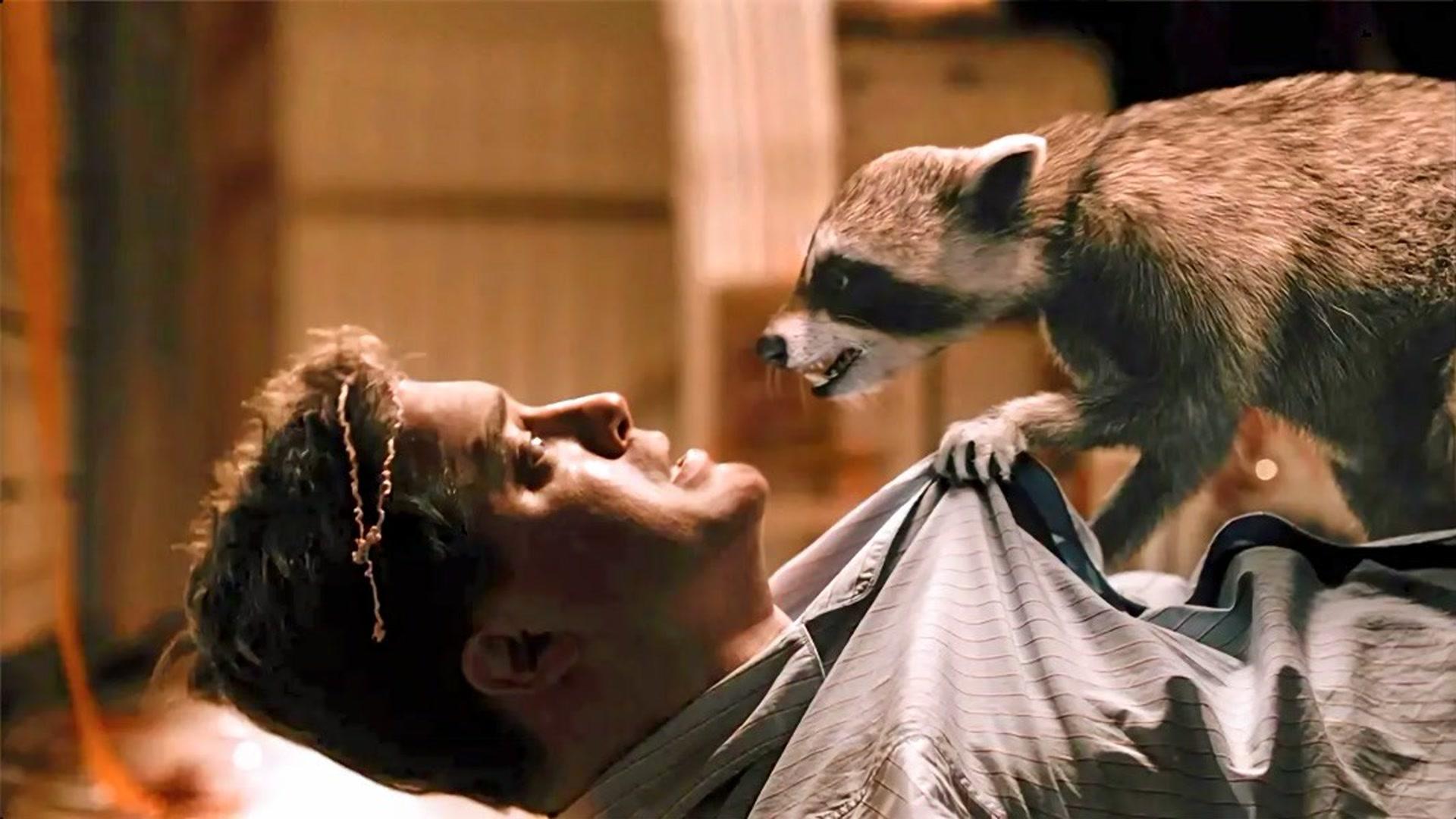 小伙被同事瞧不起被老板训斥一气之下辞了黑心老板