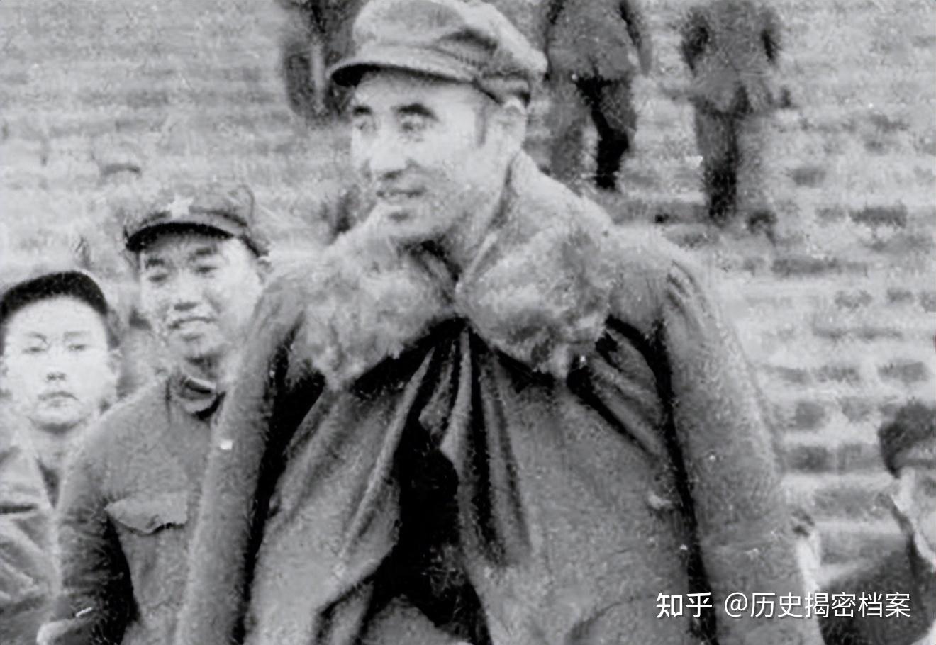 使用済み中国　毛主席と林彪 71年林彪去世，警卫收拾遗物时发现一小册子，毛主席看后悲痛不已