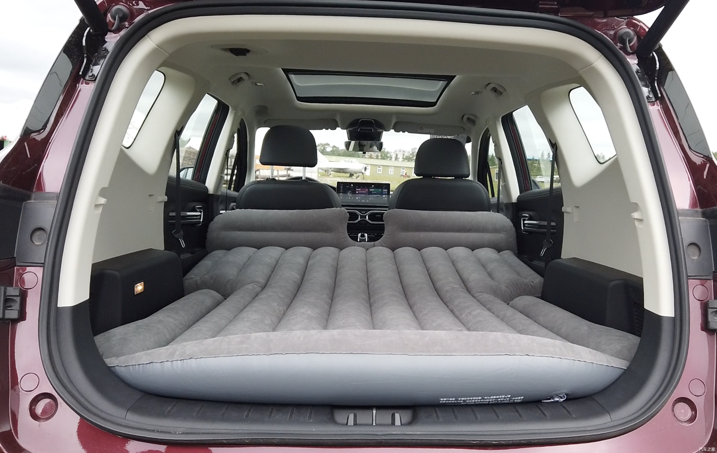 1036万起的吉利豪越值得买吗