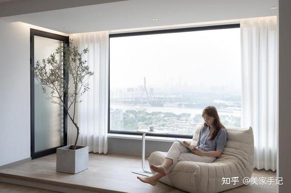 一进他家，仿佛世界都安静了下来，全屋没有一丝俗气，太有品味了 - 知乎