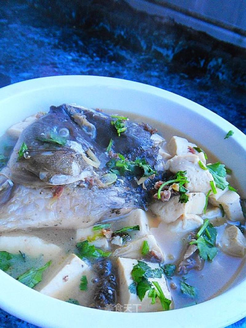 鱼头炖豆腐正宗做法炖几分钟 v2-6718d74444f13f14690cc19df20c8700_1440w.jpg?source=172ae18b