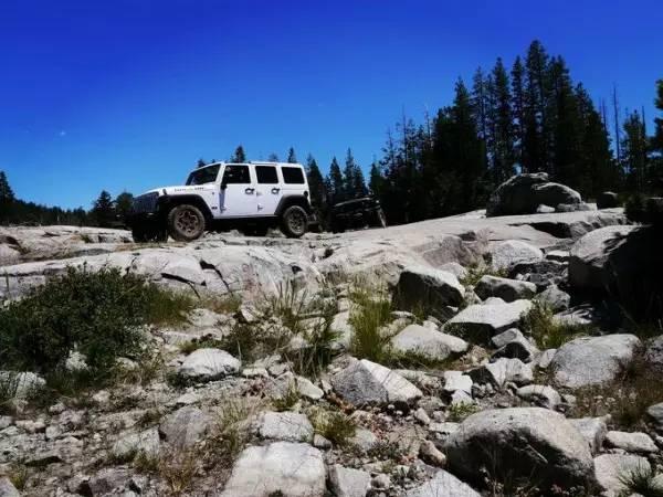 令人心驰神往看似平静的越野天堂卢比肯小道rubicontrail