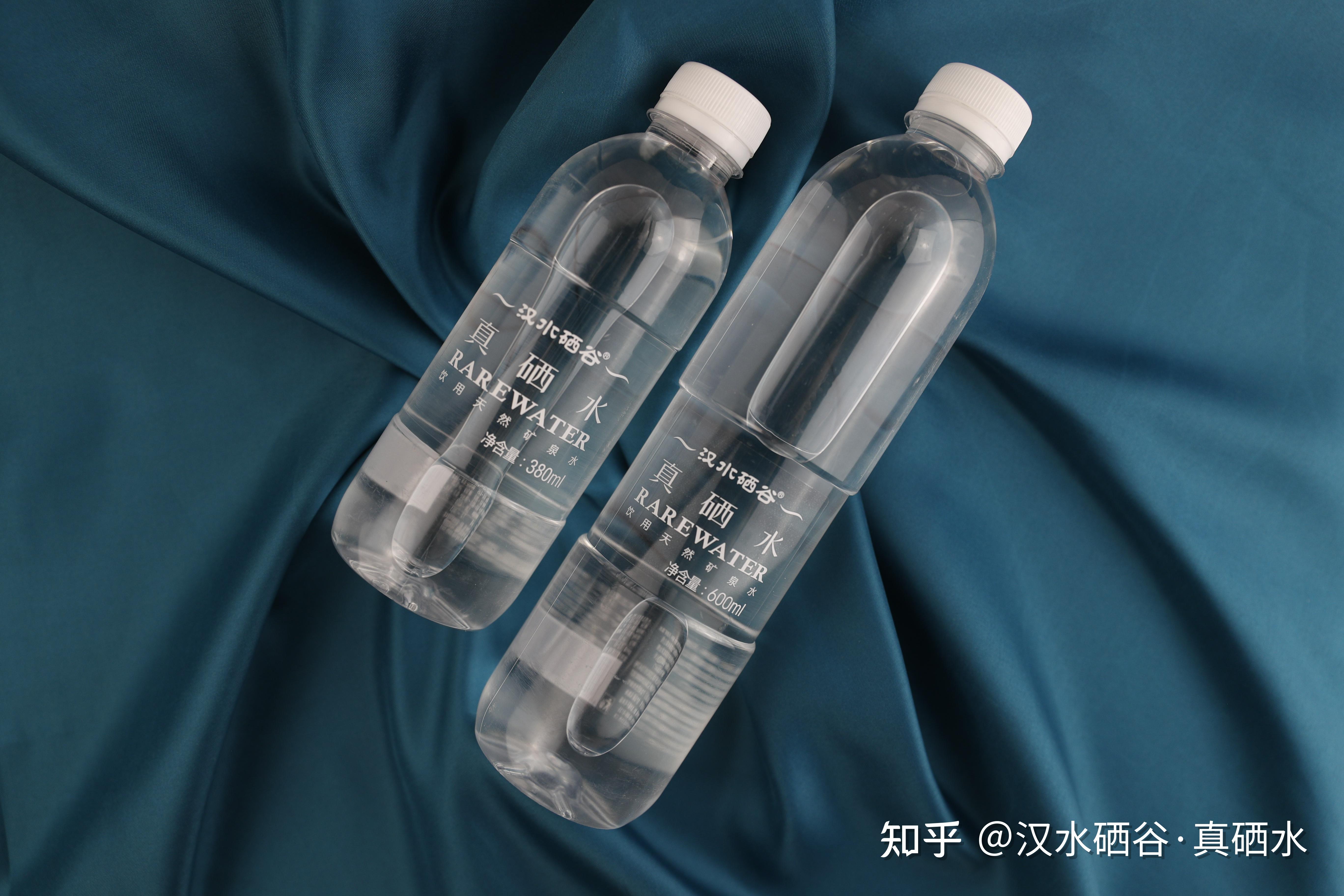 汉水硒谷·真硒水采自中国硒谷地下深层水源,公司在水源地建厂,实现