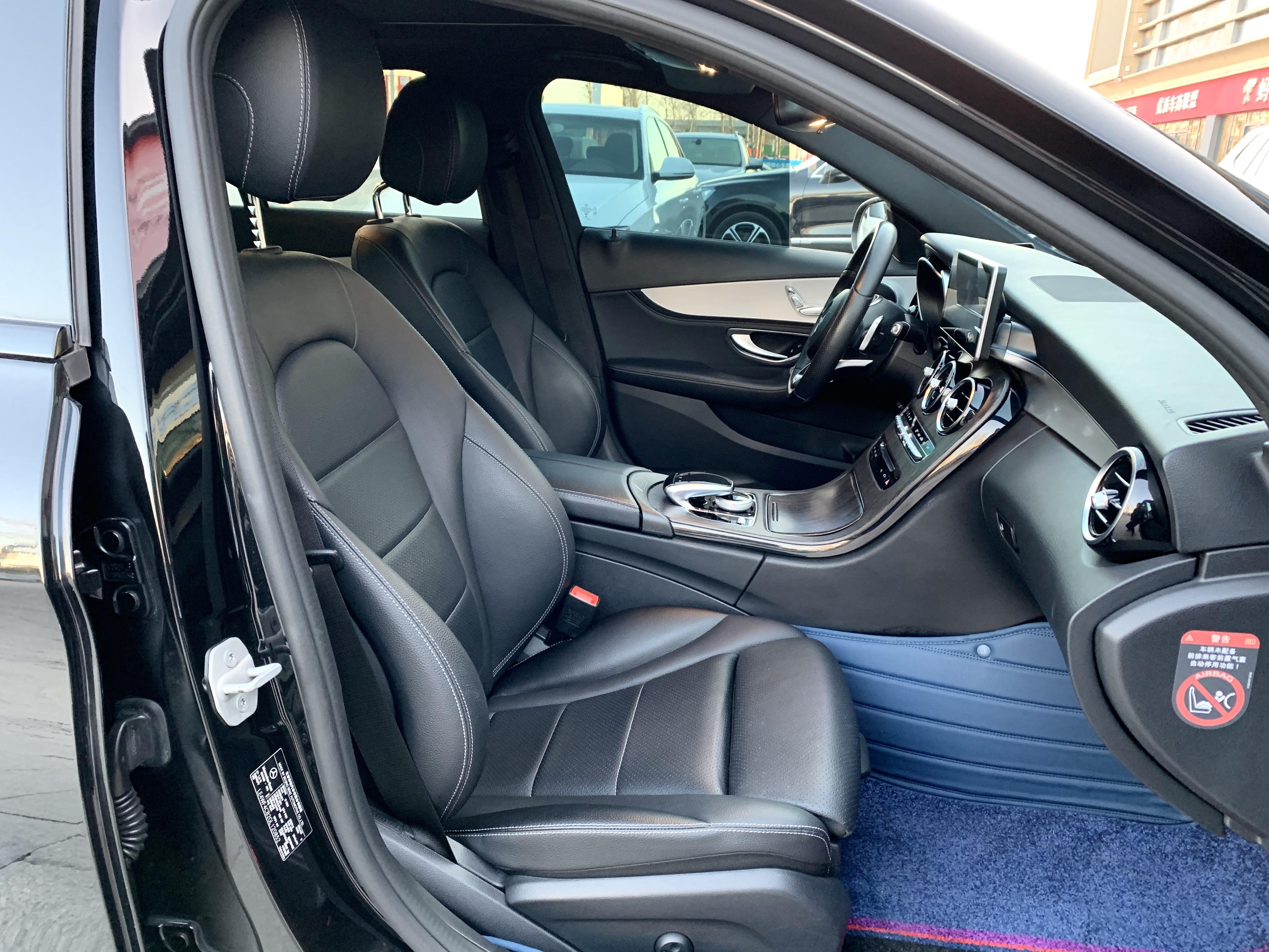 新款奔驰c200排量太小老款20t的奔驰c200怎么样