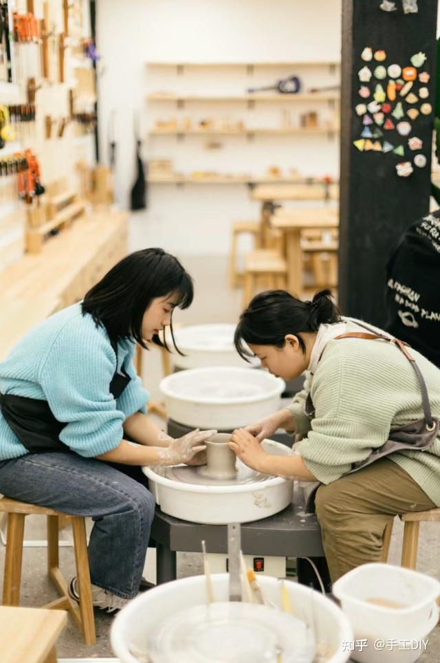 这4点弄不清楚，千万别轻易开手工店，不然真的赚不到钱！ - 知乎