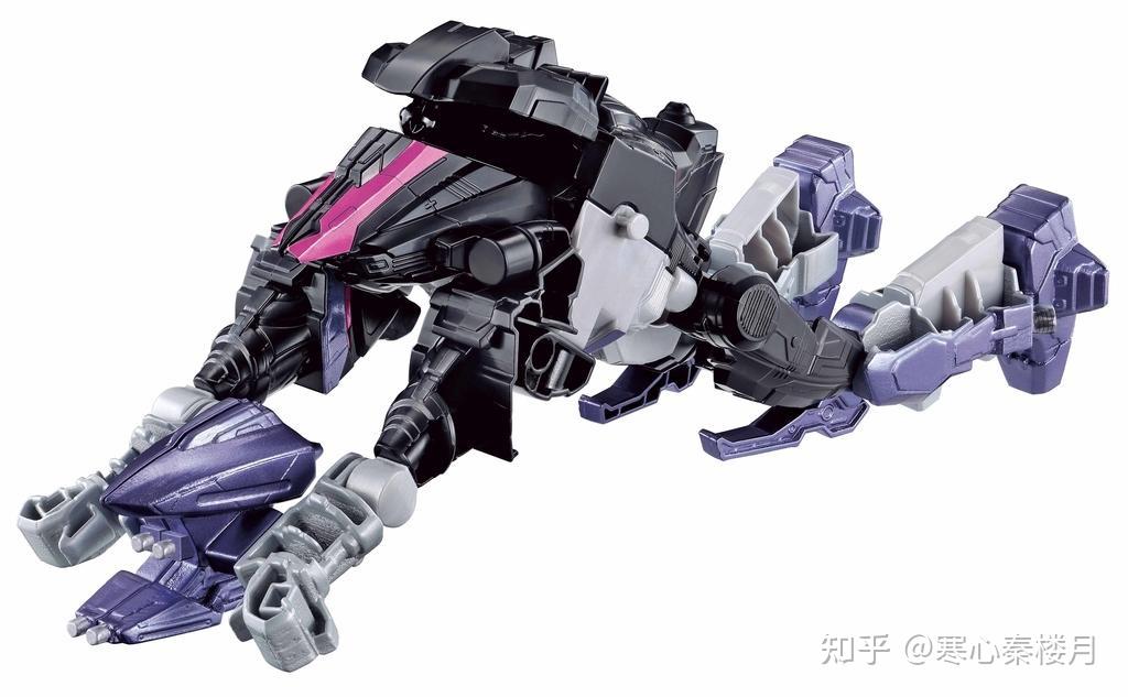 啦a梦有时光机,可以穿梭时空;作为对标的道具,时王团队则有时光魔神机