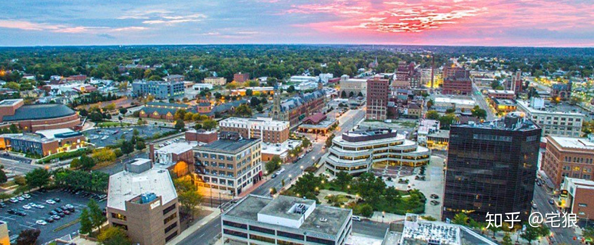 地方就是个大县城，或者被认为是其他小国的城市。伊利诺伊州首府春田市