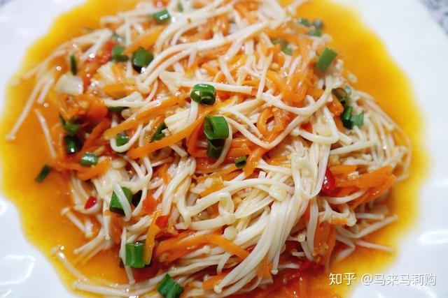 金针菇拌胡萝卜丝