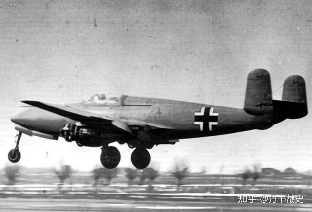 二战德国he280喷气式战斗机一个败给me262的早期设计