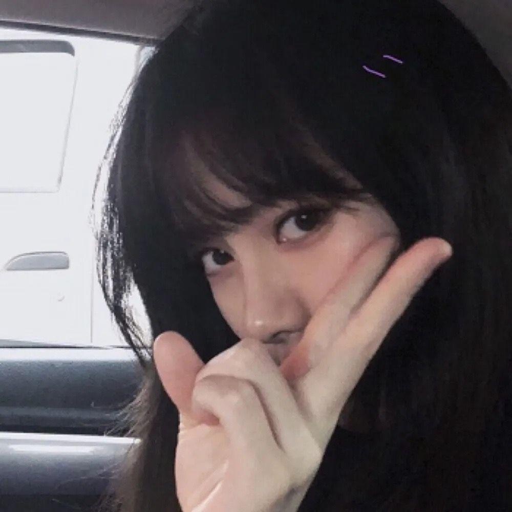 故事女生头像微信搜索公众号:浣熊壁纸本回答原图以及更多头像/壁纸