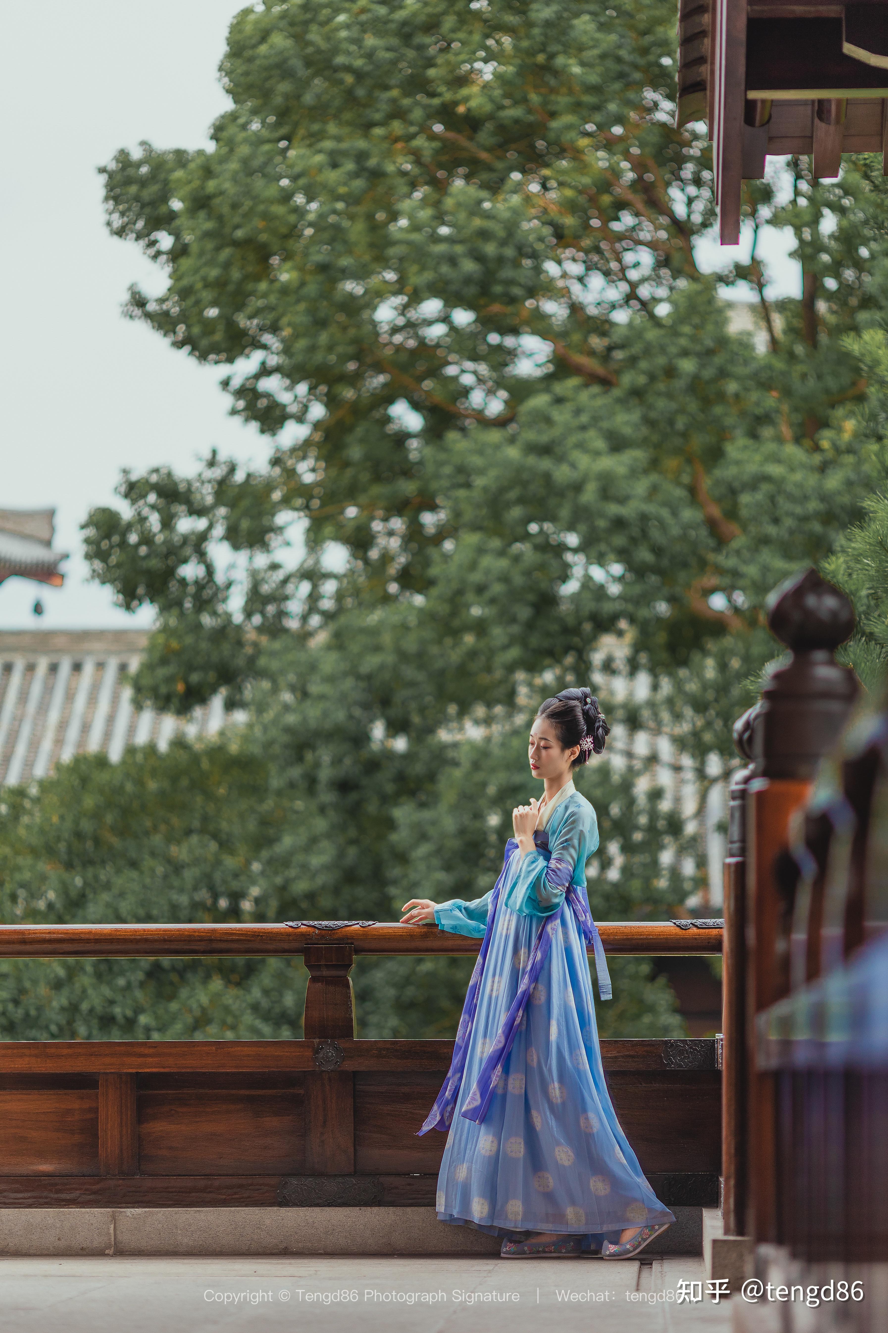 梦回晚唐网红京都宫殿宝山净寺汉服拍摄