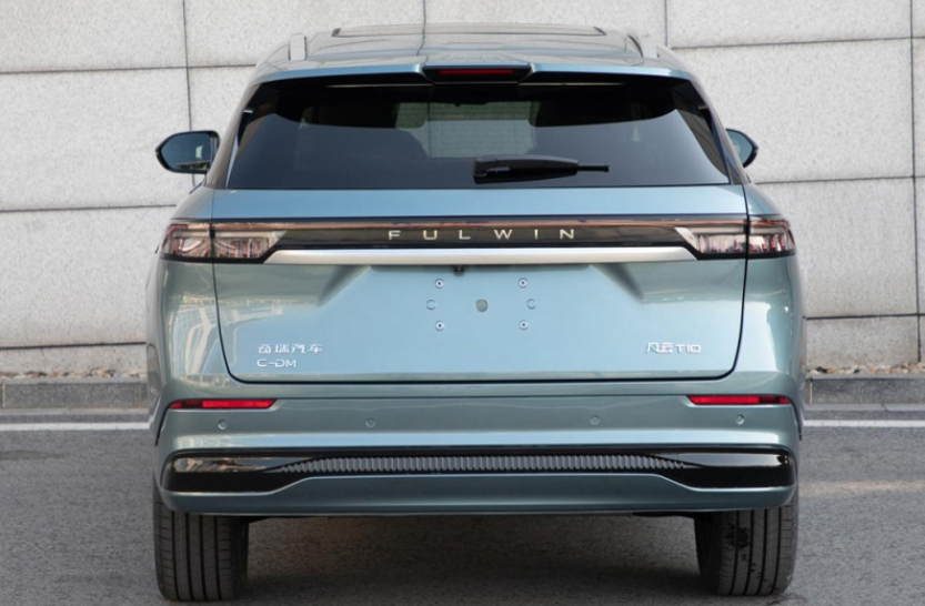 作为星途星纪元系列旗下第二款车型,星纪元et在北京车展上也是大放