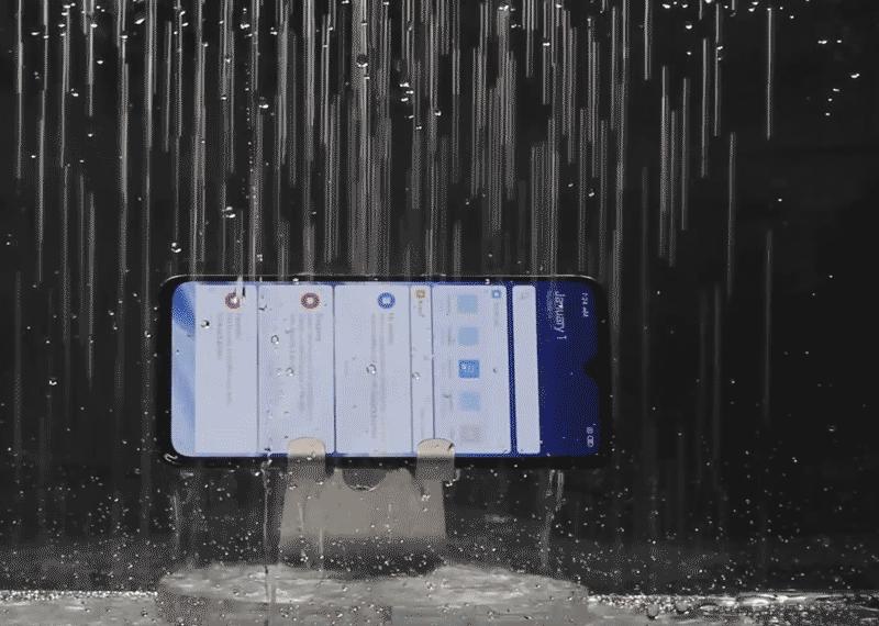 小米9变态级防水测试:扛得住洗澡和泡水池吗?