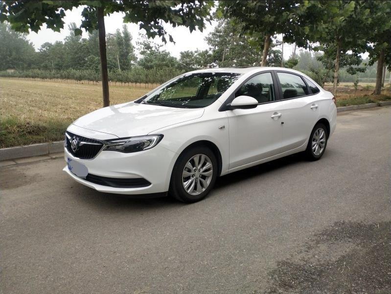 别克英朗典范1.5l自动精英版多少钱?家用值不值得买呢?