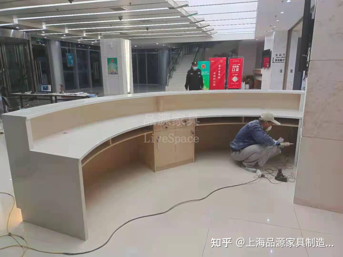 服务的门户:定制办事大厅前台服务台,展现专业服务的精髓 - 知乎