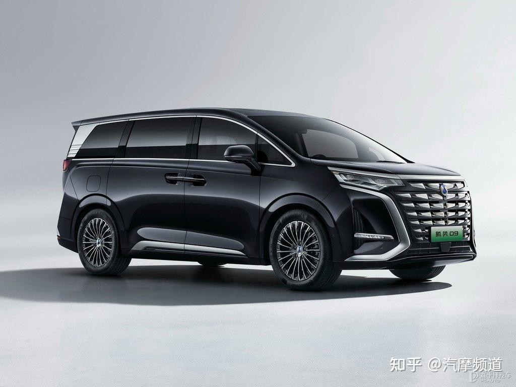汽车介绍豪华mpv腾势d9隆重登场