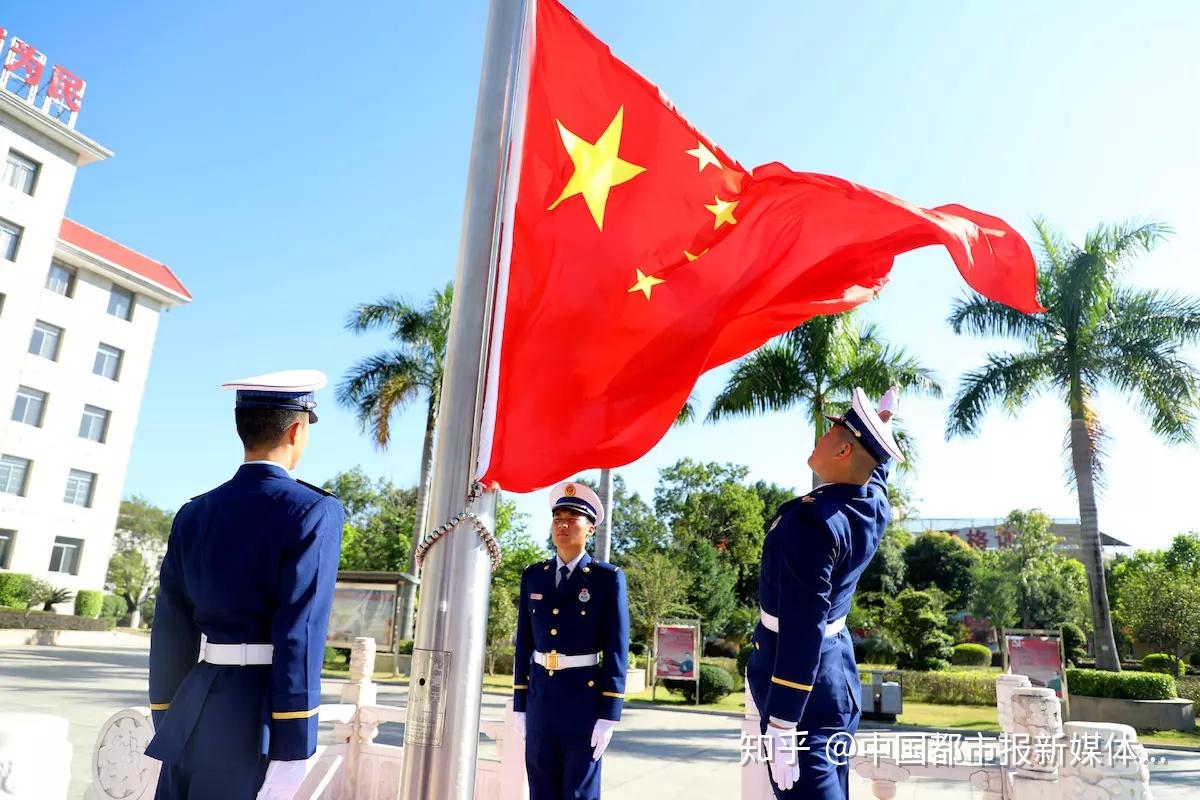 欢度国庆龙岩森林消防支队开展赞颂辉煌成就践行初心使命主题党日活动