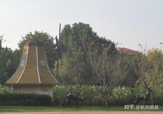 绿城大盘桃源小镇,能否在闲林翻身战中崛起?| 房叔说No.102 - 知乎
