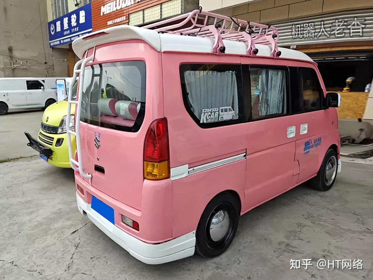 粉嘟嘟的旅行车铃木浪迪改装床车自驾游女生版面包露营车来了