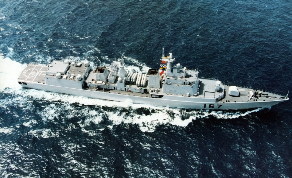 心酸.7000吨级的舰体.16枚射程120公里的鹰击8系列导弹.一座射