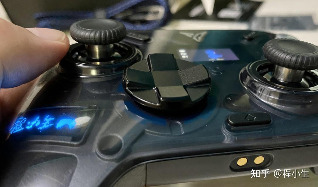 飞智八爪鱼3游戏手柄测评,八爪鱼3手柄值得入手吗?