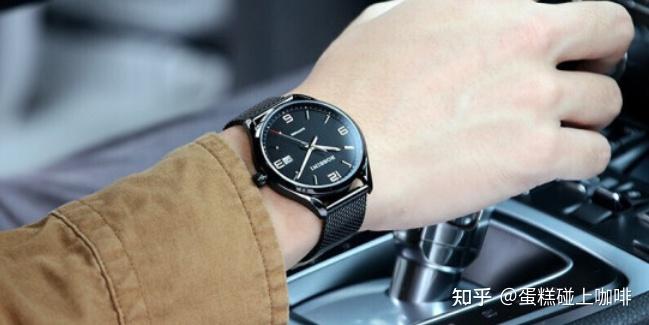 时尚经典男士手表推荐 v2-6a9f19aa86504e57f349fc2b49323113_r.jpg